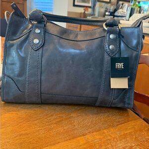 NWT FRYE AND CO MELISSA WASHED LEATHER SATCHEL CARBON